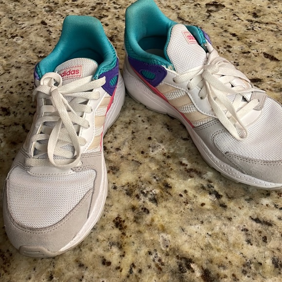 Women’s Adidas Cloudfoam Tennis Shoes - Picture 2 of 5